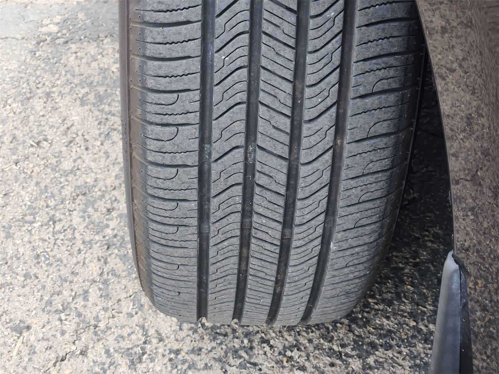 Thumbnail: 2018 Chrysler Pacifica - 10