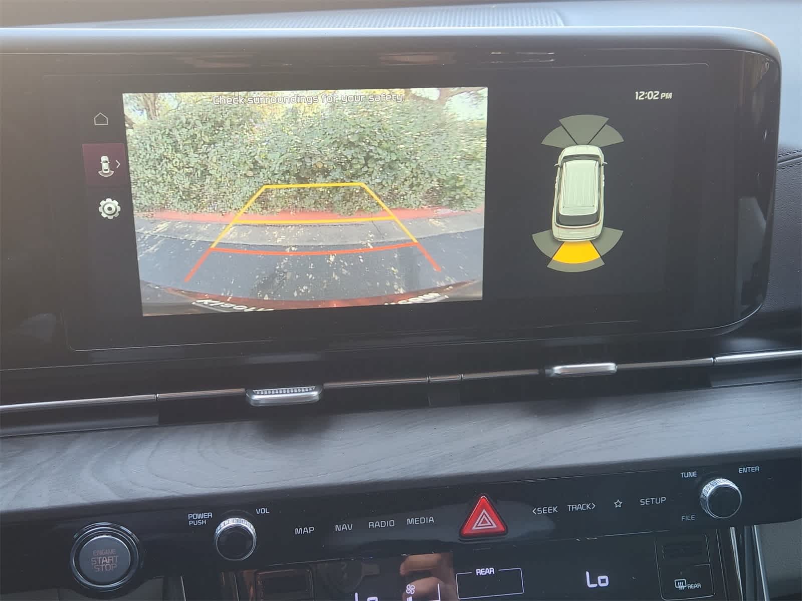 Thumbnail: 2024 Kia Carnival - 17