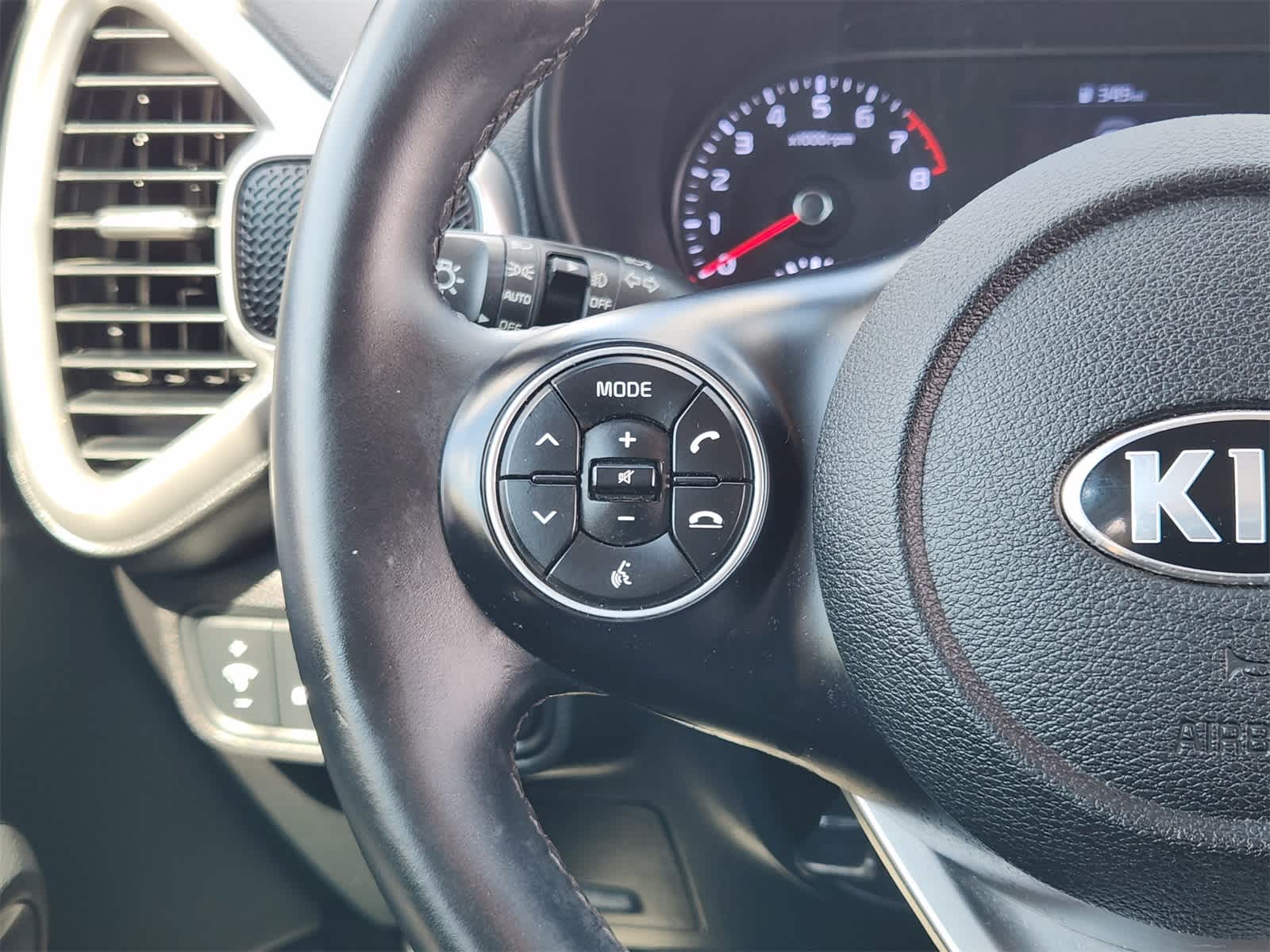 Thumbnail: 2020 Kia Soul - 23