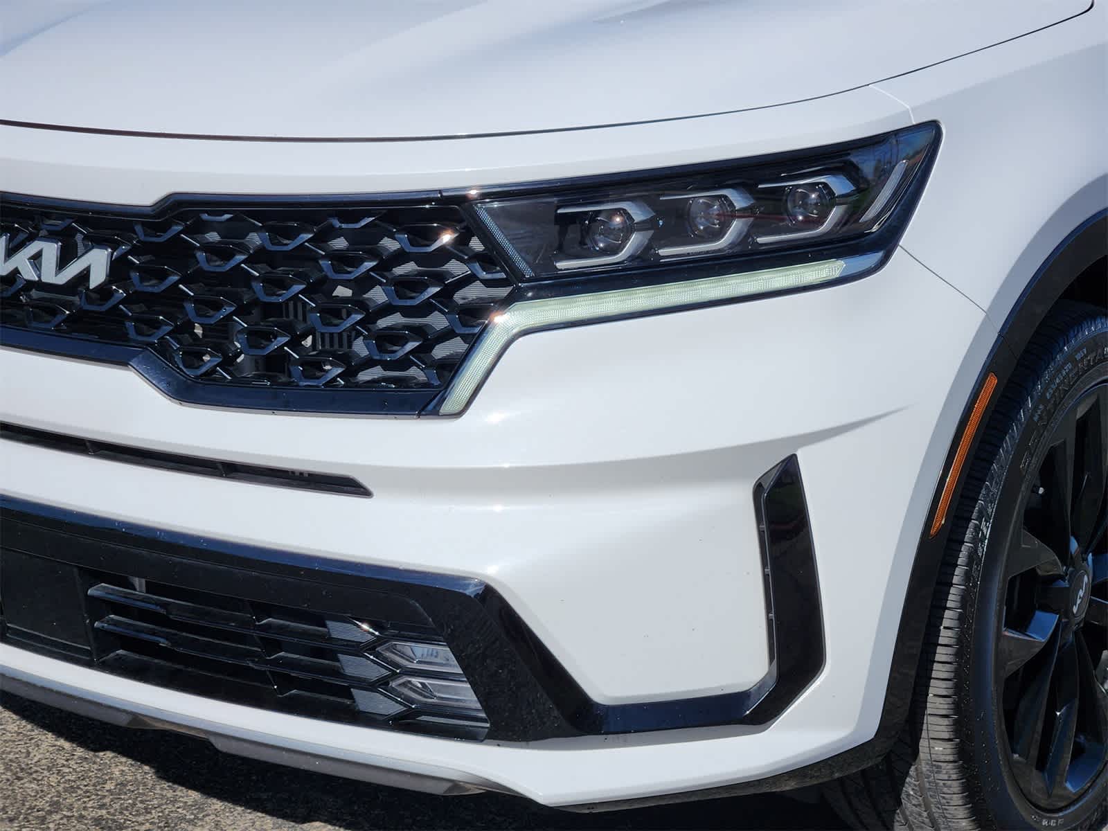Thumbnail: 2022 Kia Sorento - 7