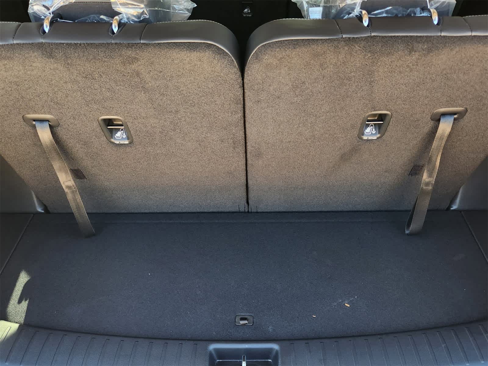 Thumbnail: 2026 Kia Sorento - 25