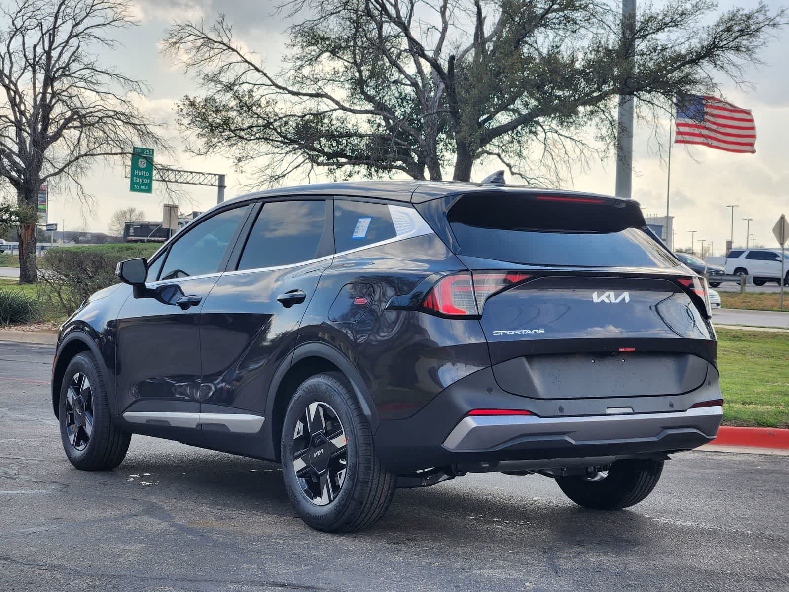 Thumbnail: 2026 Kia Sportage - 5