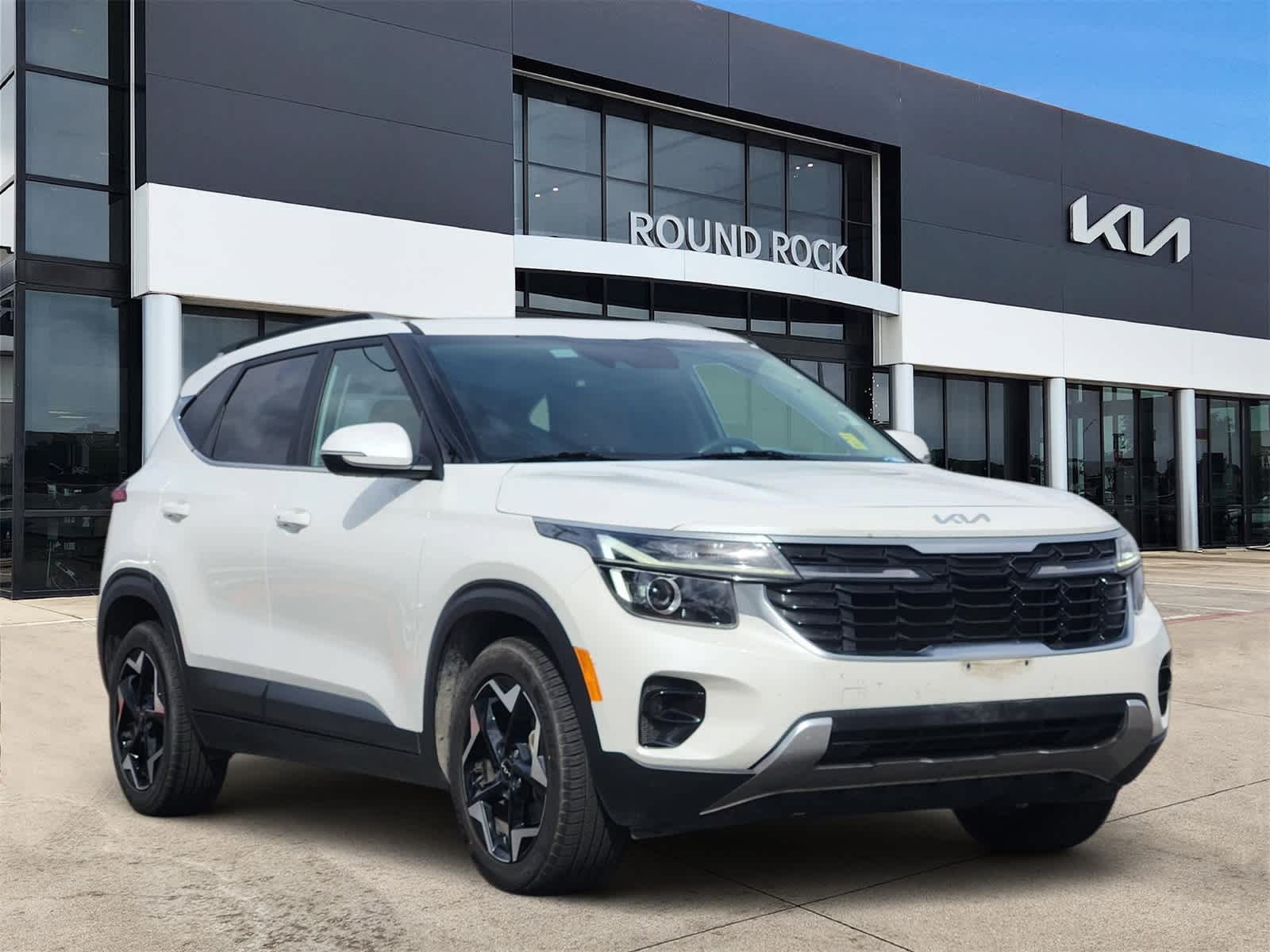 Thumbnail: 2024 Kia Seltos - 3