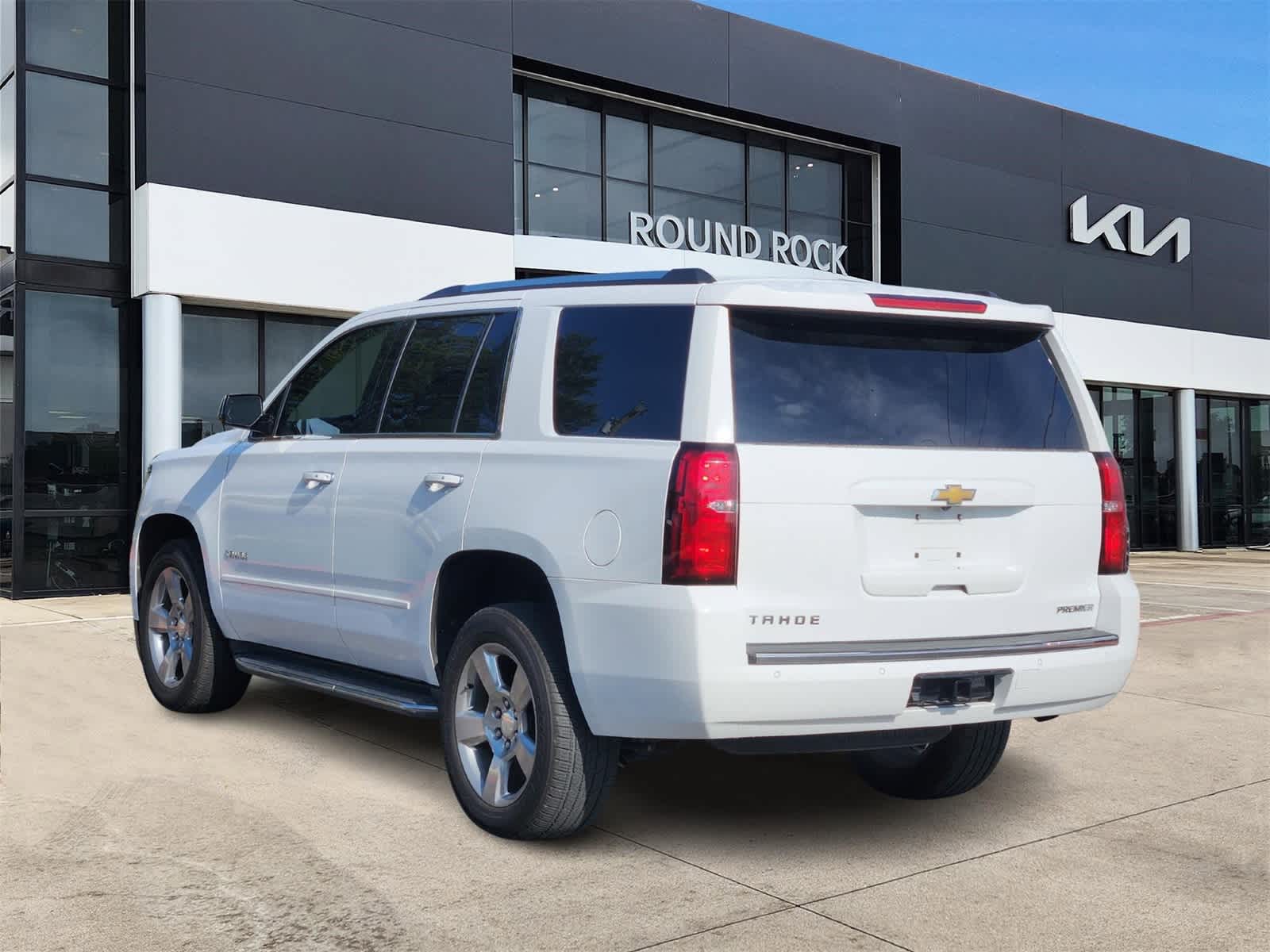 Thumbnail: 2019 Chevrolet Tahoe - 6