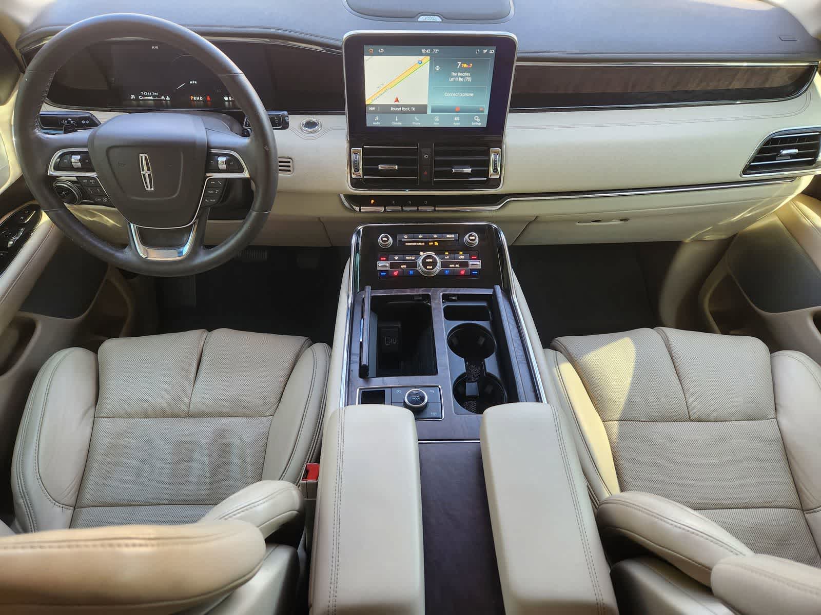 Thumbnail: 2020 Lincoln Navigator - 26