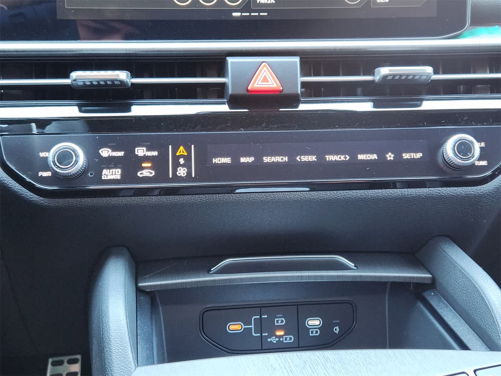 Thumbnail: 2026 Kia Sportage - 16