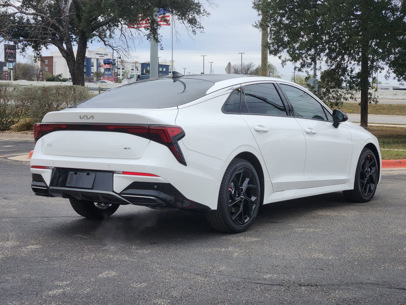 Thumbnail: 2026 Kia K5 - 5