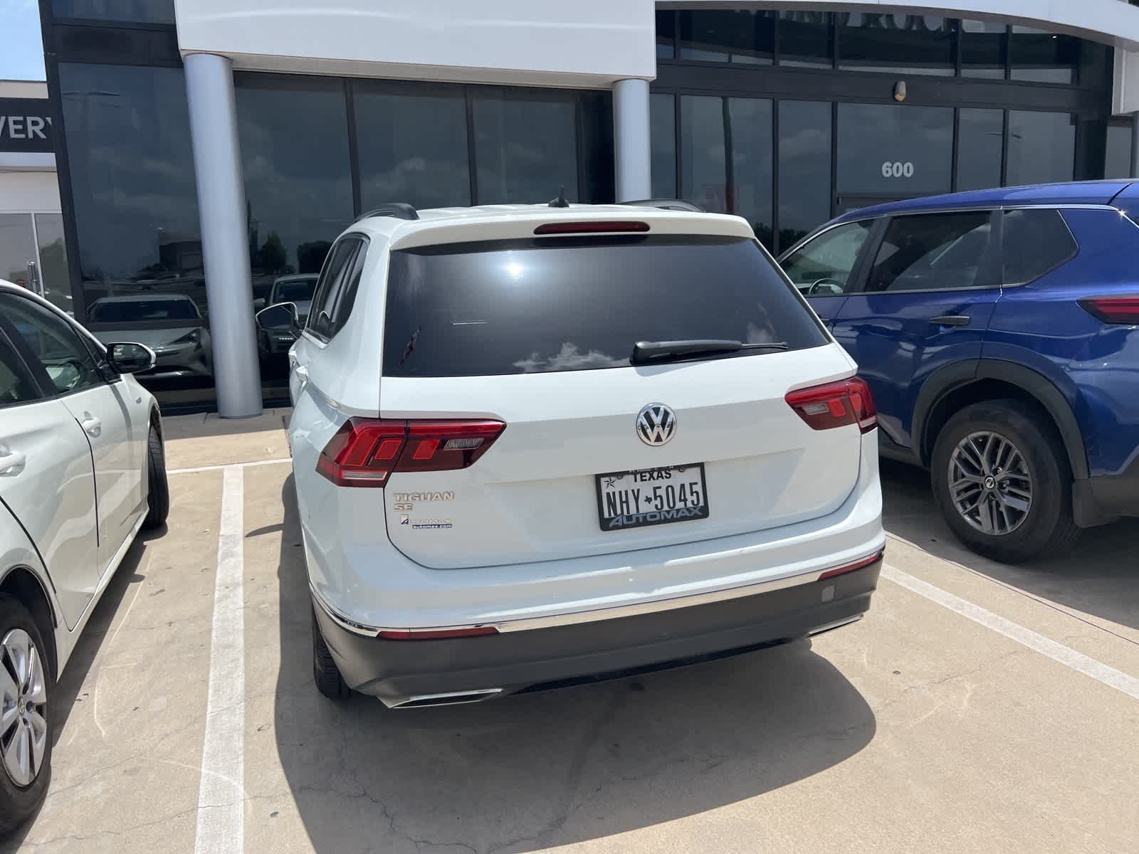 Thumbnail: 2020 Volkswagen Tiguan - 5