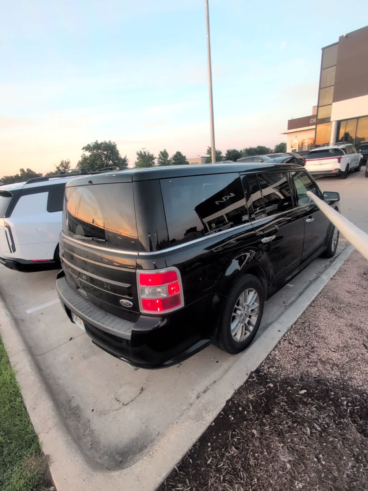 Thumbnail: 2018 Ford Flex - 9