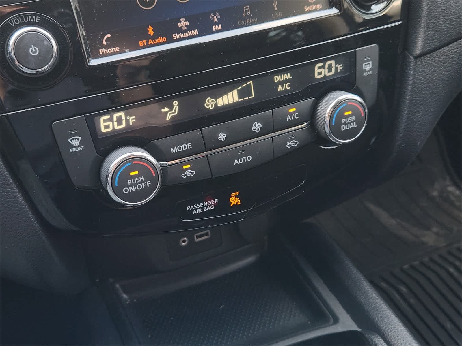 Thumbnail: 2020 Nissan Rogue - 19