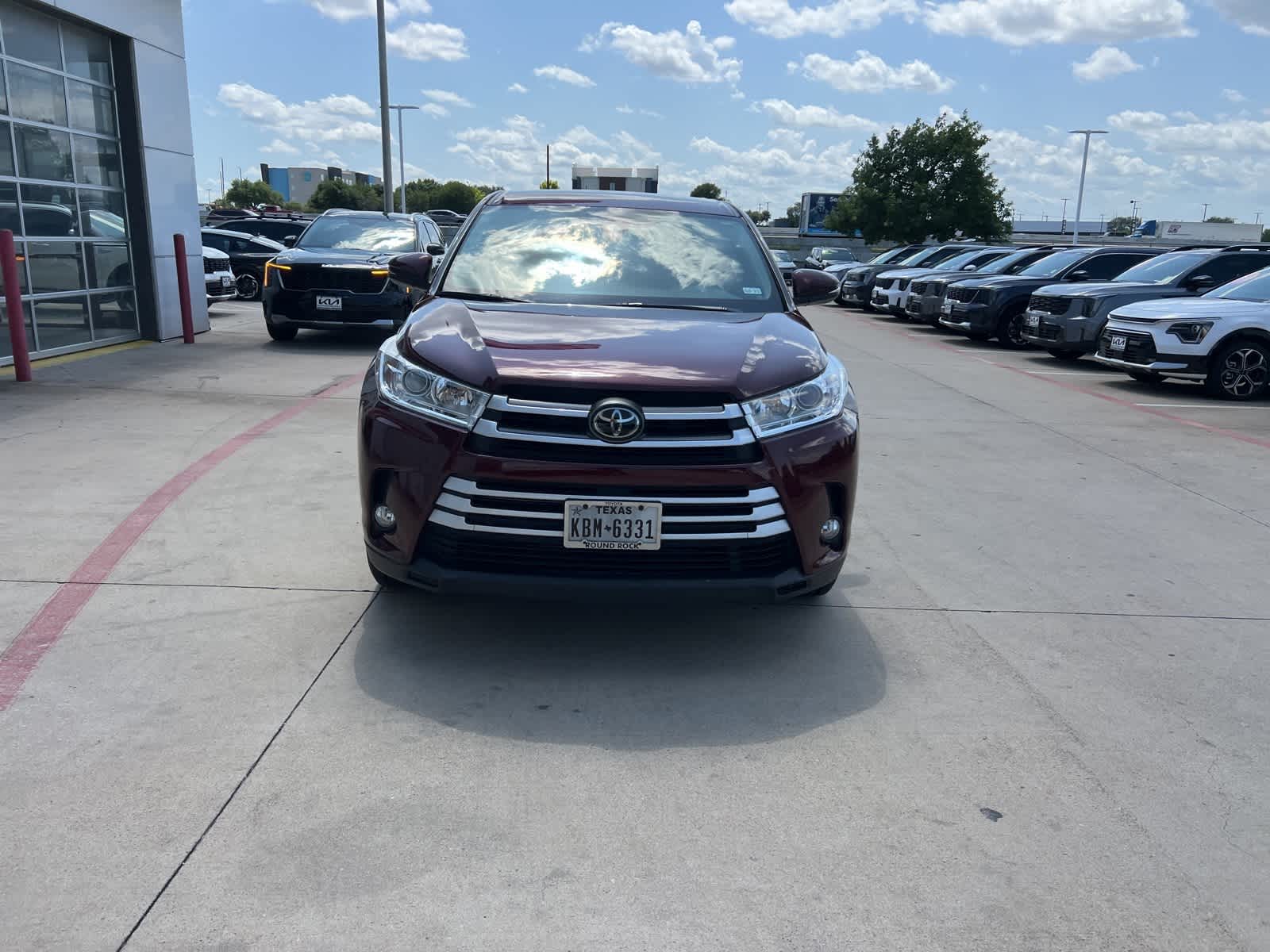 Thumbnail: 2017 Toyota Highlander - 3