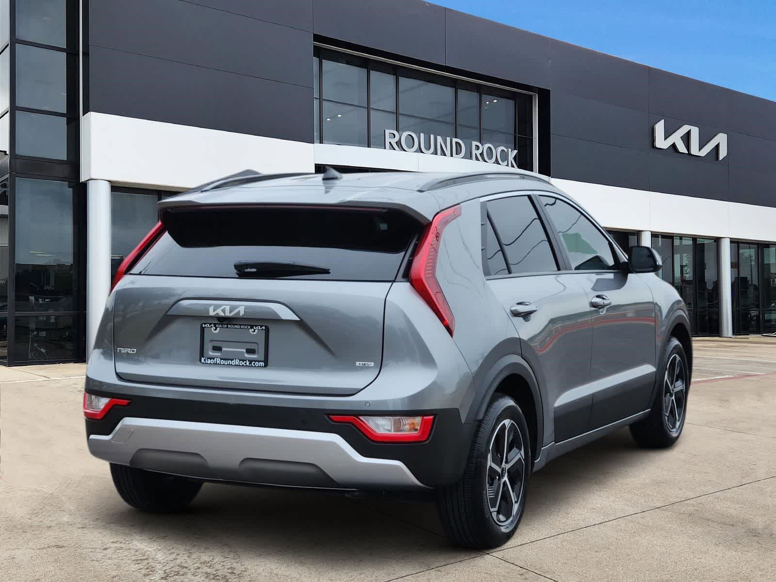 Thumbnail: 2024 Kia Niro - 6