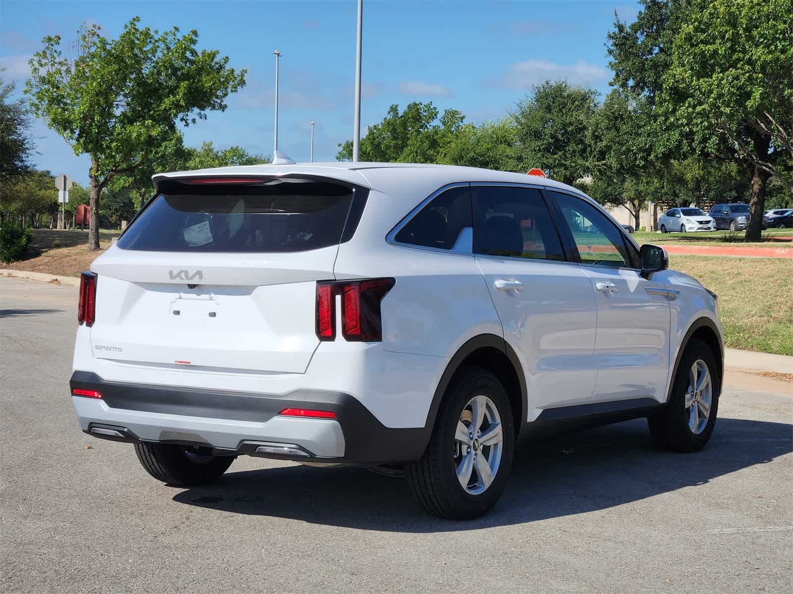 Thumbnail: 2026 Kia Sorento - 5