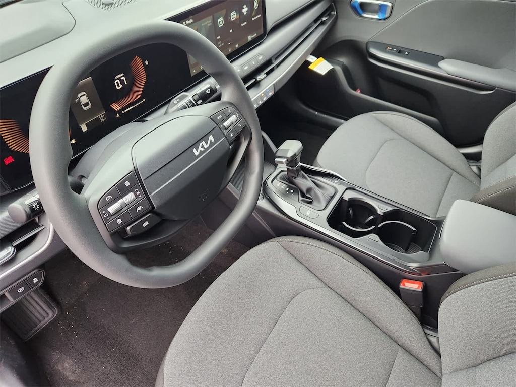 New 2026 Kia K4 LXS Sedan