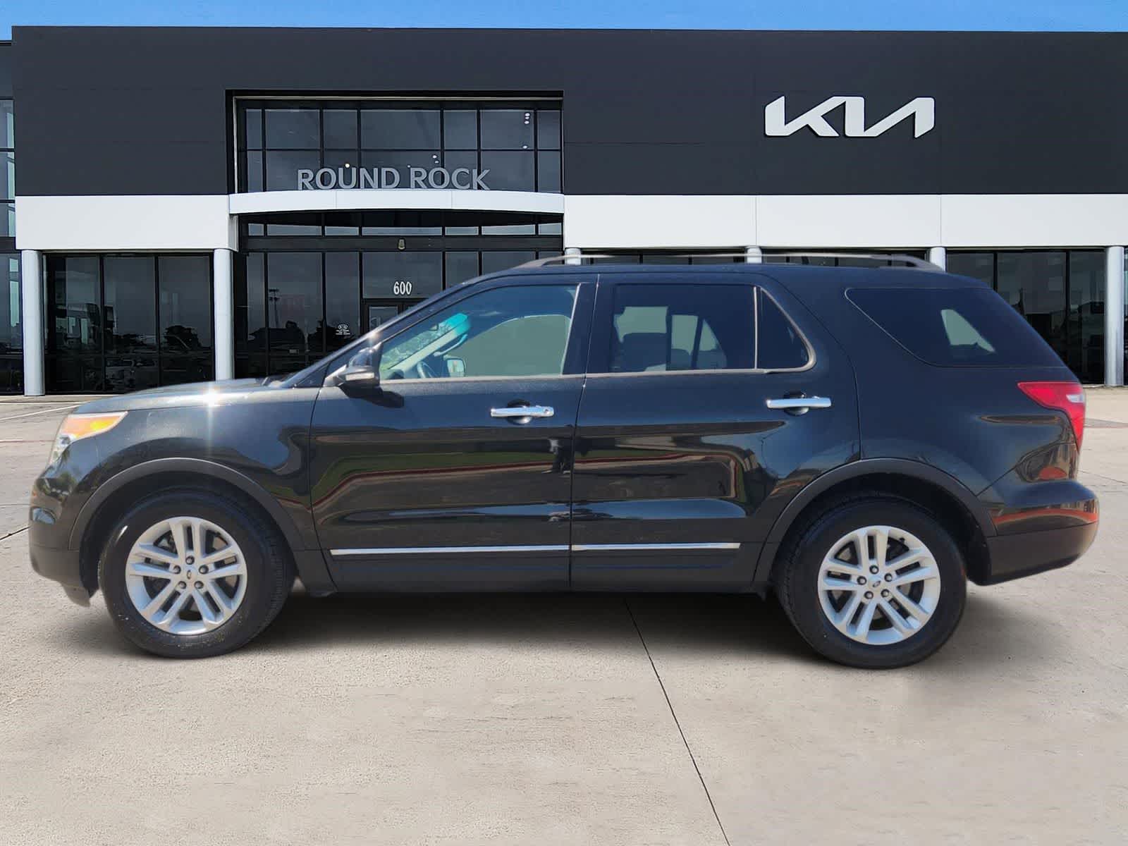 Thumbnail: 2013 Ford Explorer - 4
