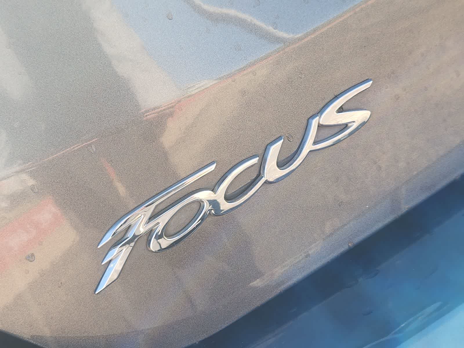Thumbnail: 2015 Ford Focus - 11