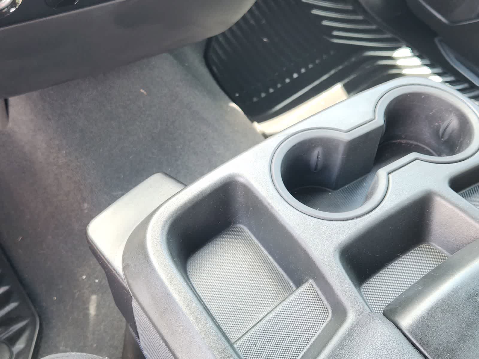 Thumbnail: 2022 Chevrolet Silverado 1500 - 18