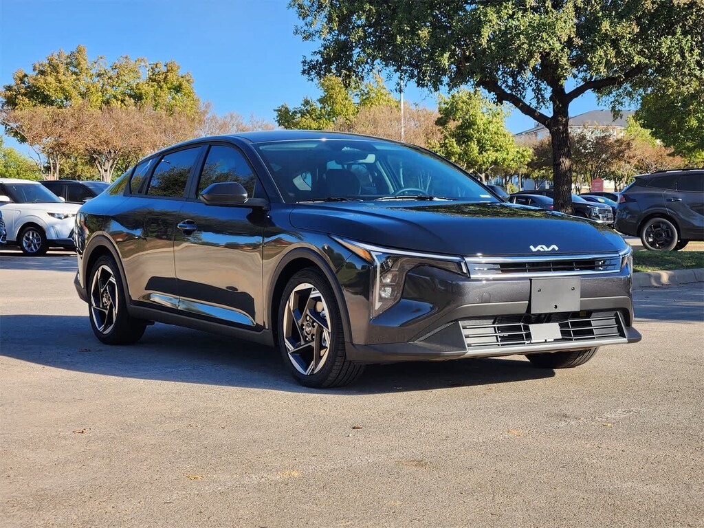 New 2025 Kia K4 EX Sedan