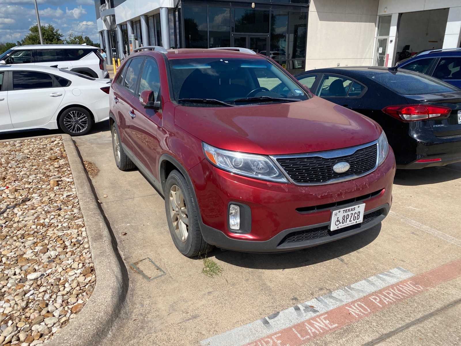 Thumbnail: 2014 Kia Sorento - 3