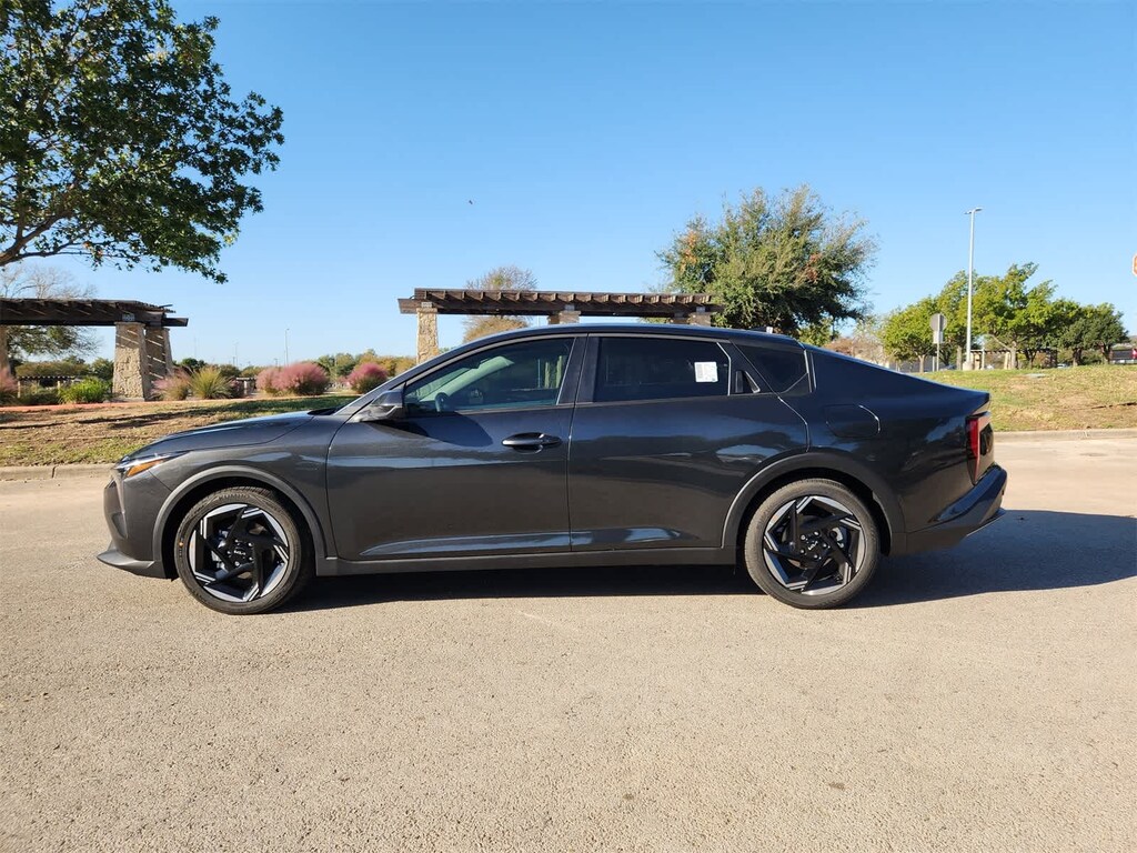 New 2025 Kia K4 EX Sedan