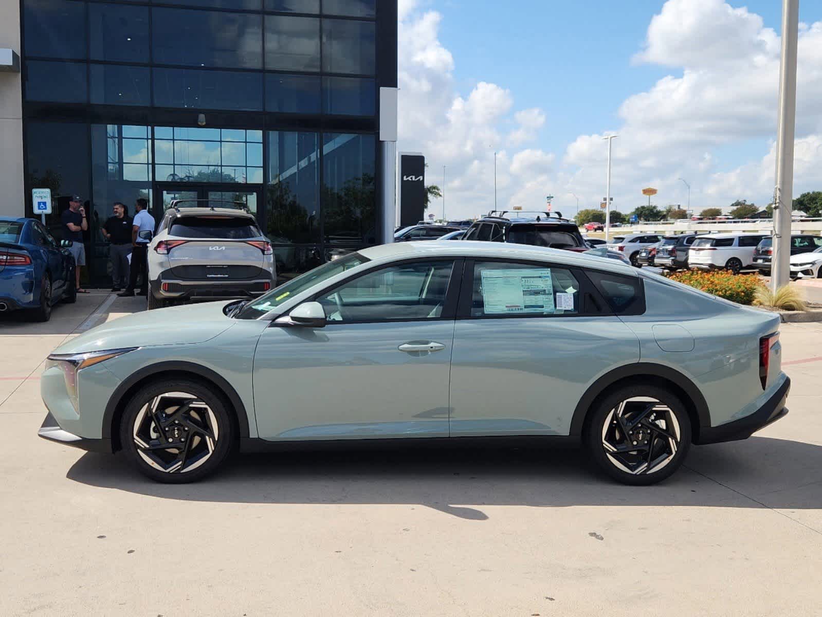 Thumbnail: 2025 Kia K4 - 3