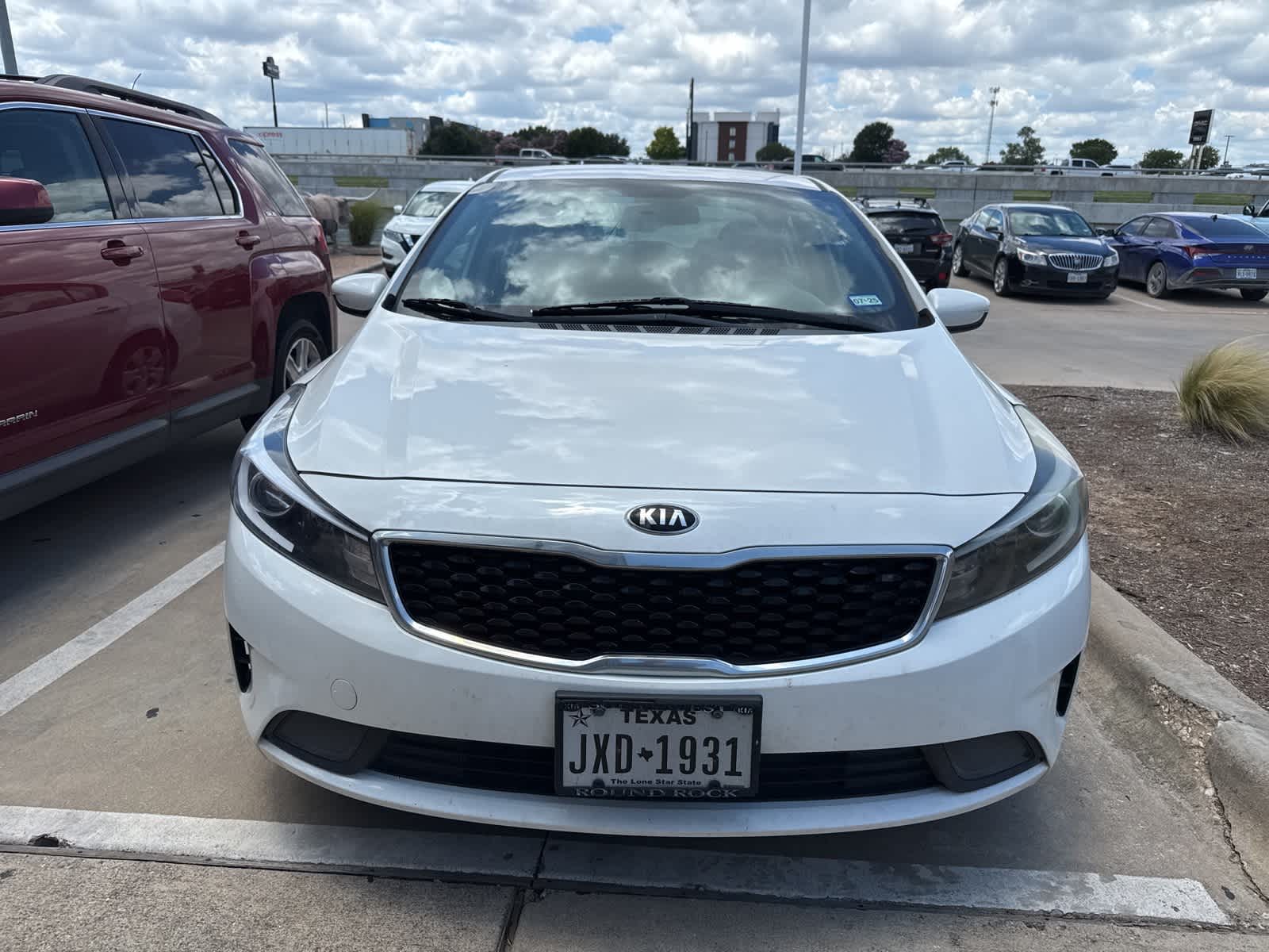 Thumbnail: 2017 Kia Forte - 2