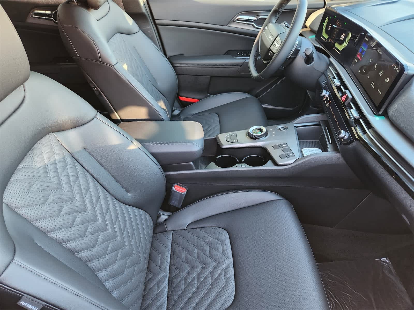 Thumbnail: 2026 Kia Sportage - 12