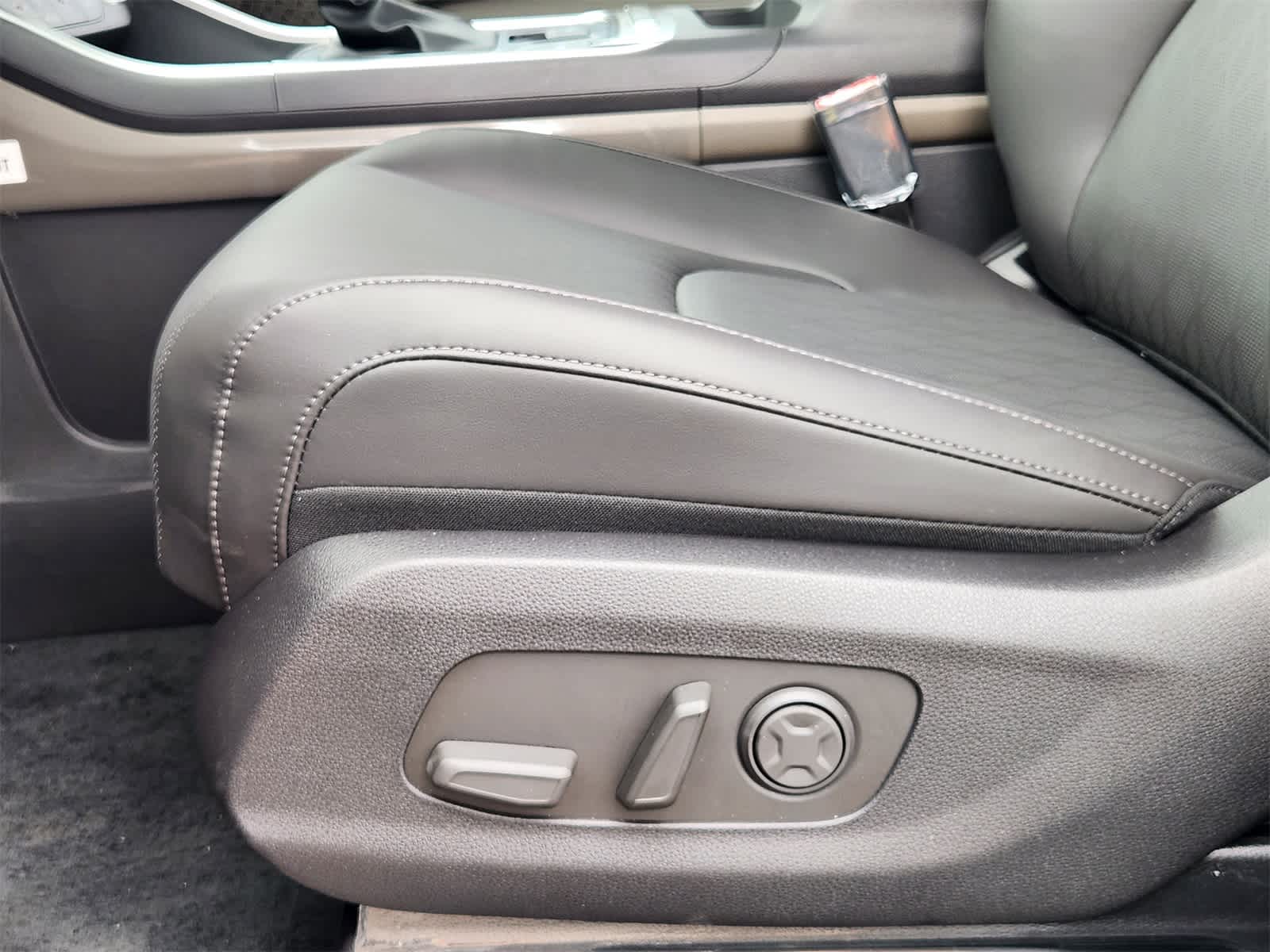 Thumbnail: 2026 Kia Carnival - 19