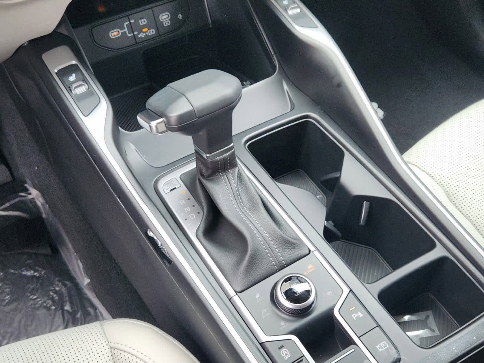 Thumbnail: 2025 Kia Sorento - 16