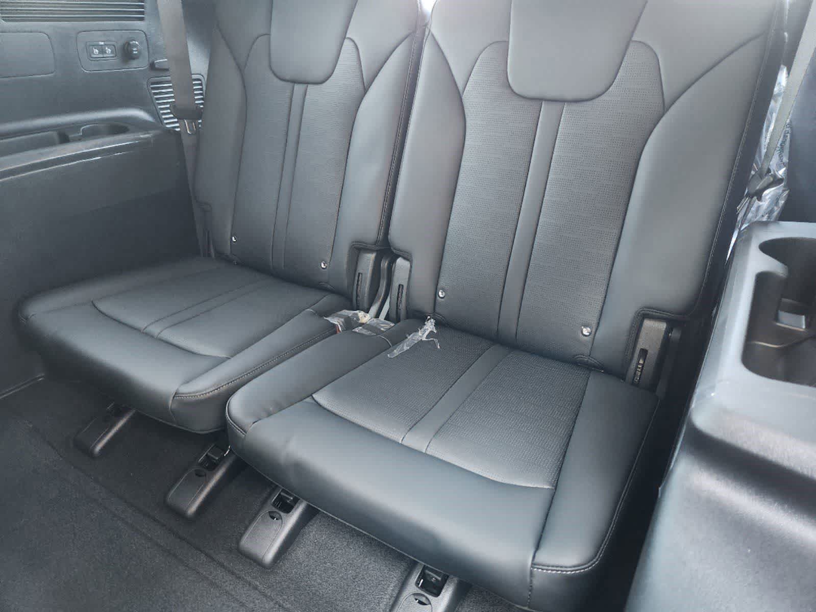 Thumbnail: 2026 Kia Sorento - 24