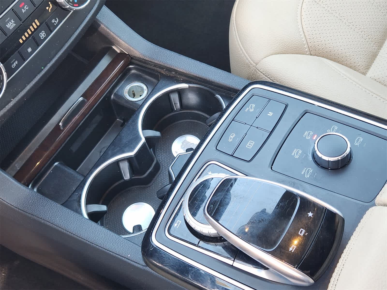 Thumbnail: 2017 Mercedes-Benz GLS - 19