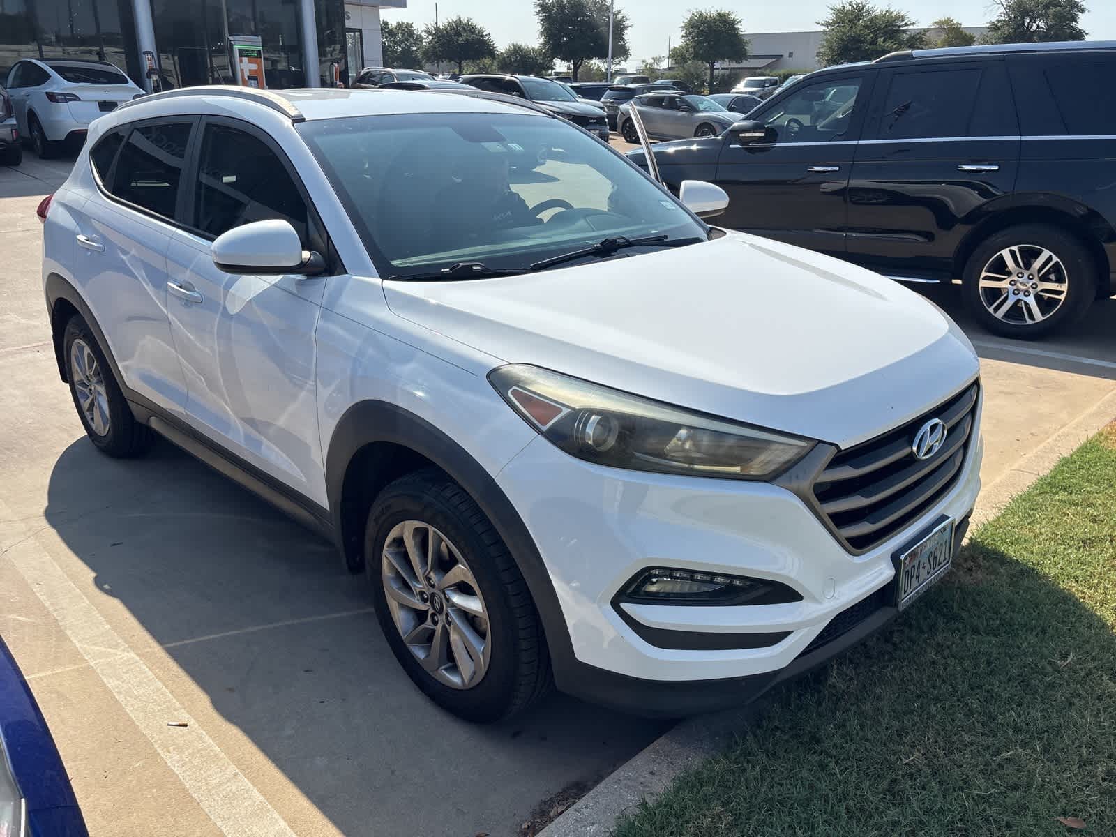Thumbnail: 2016 Hyundai Tucson - 2