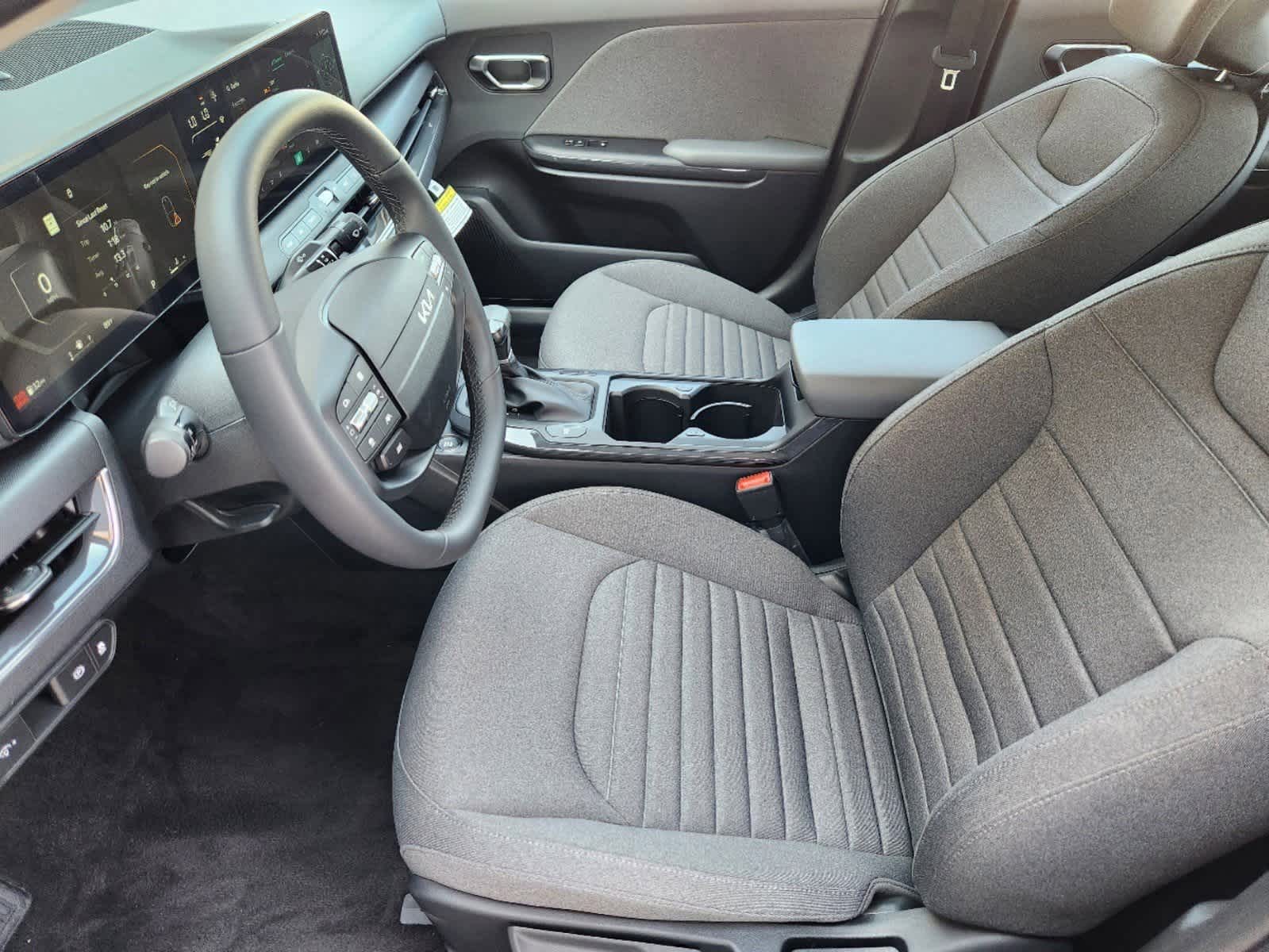 Thumbnail: 2025 Kia K4 - 10