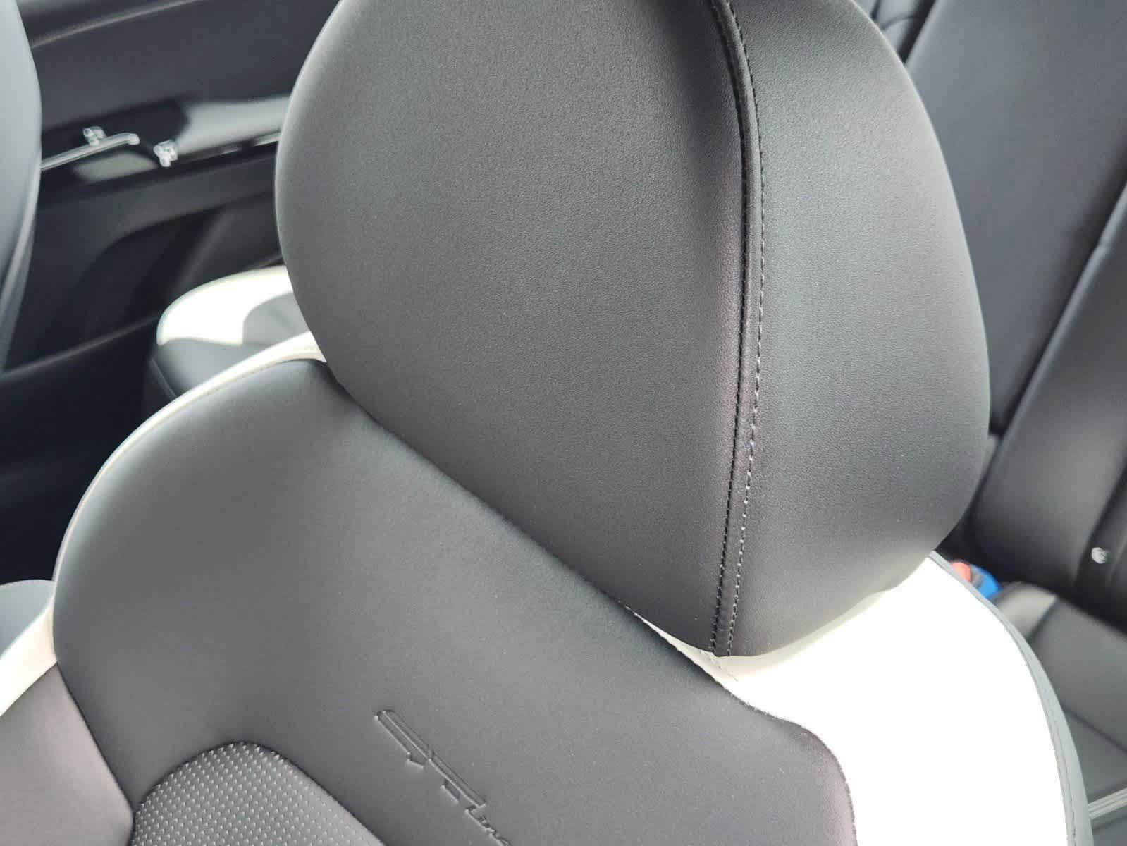 Thumbnail: 2025 Kia K5 - 12