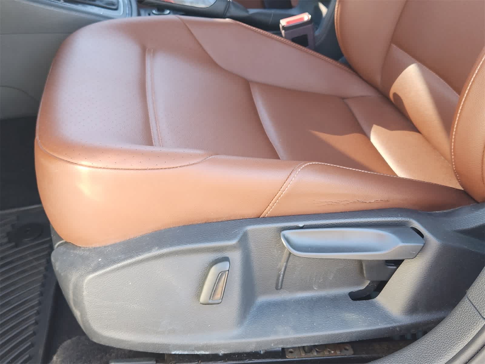 Thumbnail: 2017 Volkswagen Golf - 22