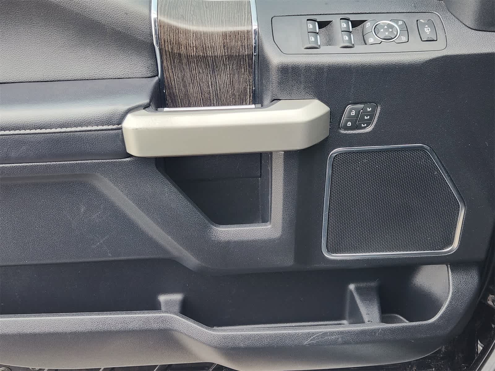 Thumbnail: 2021 Ford F-350 - 22