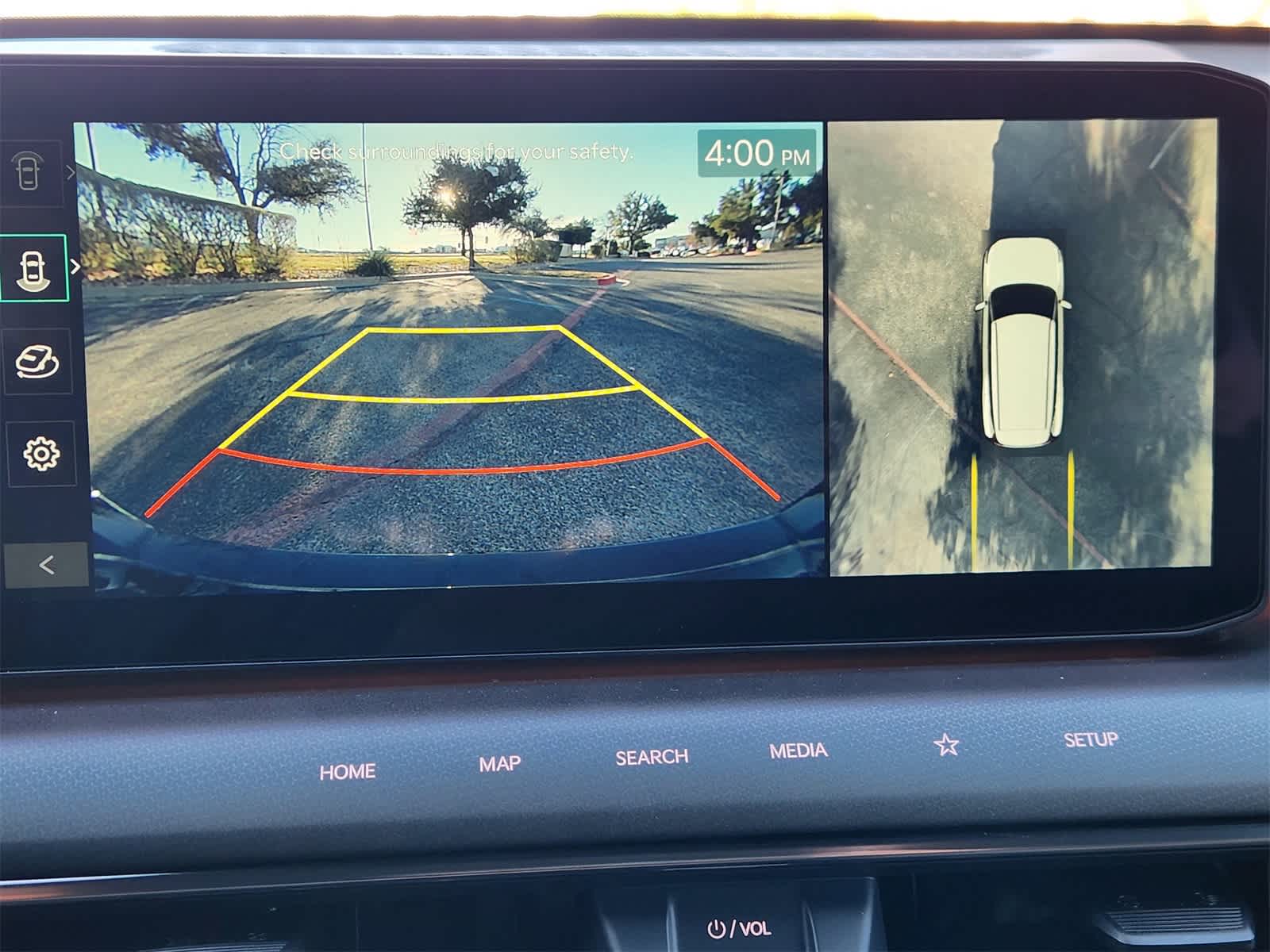 Thumbnail: 2026 Kia EV9 - 15