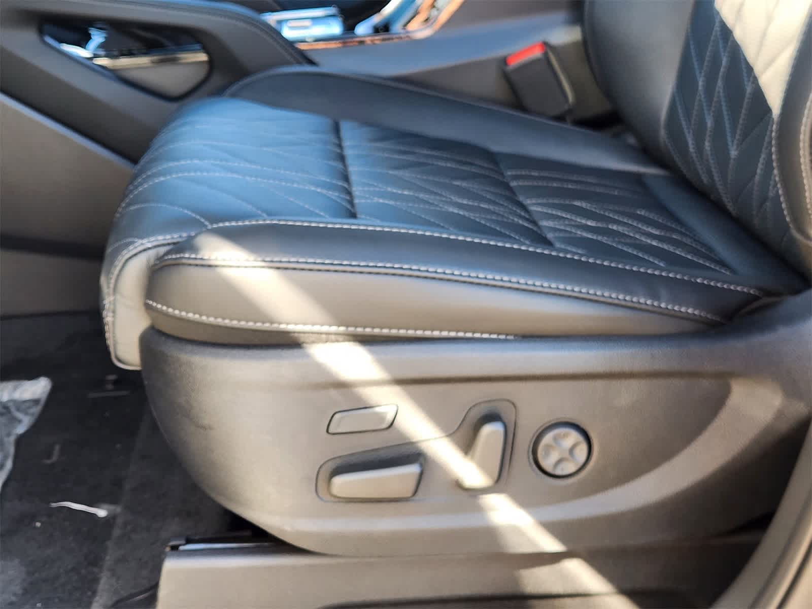 Thumbnail: 2025 Kia Telluride - 19