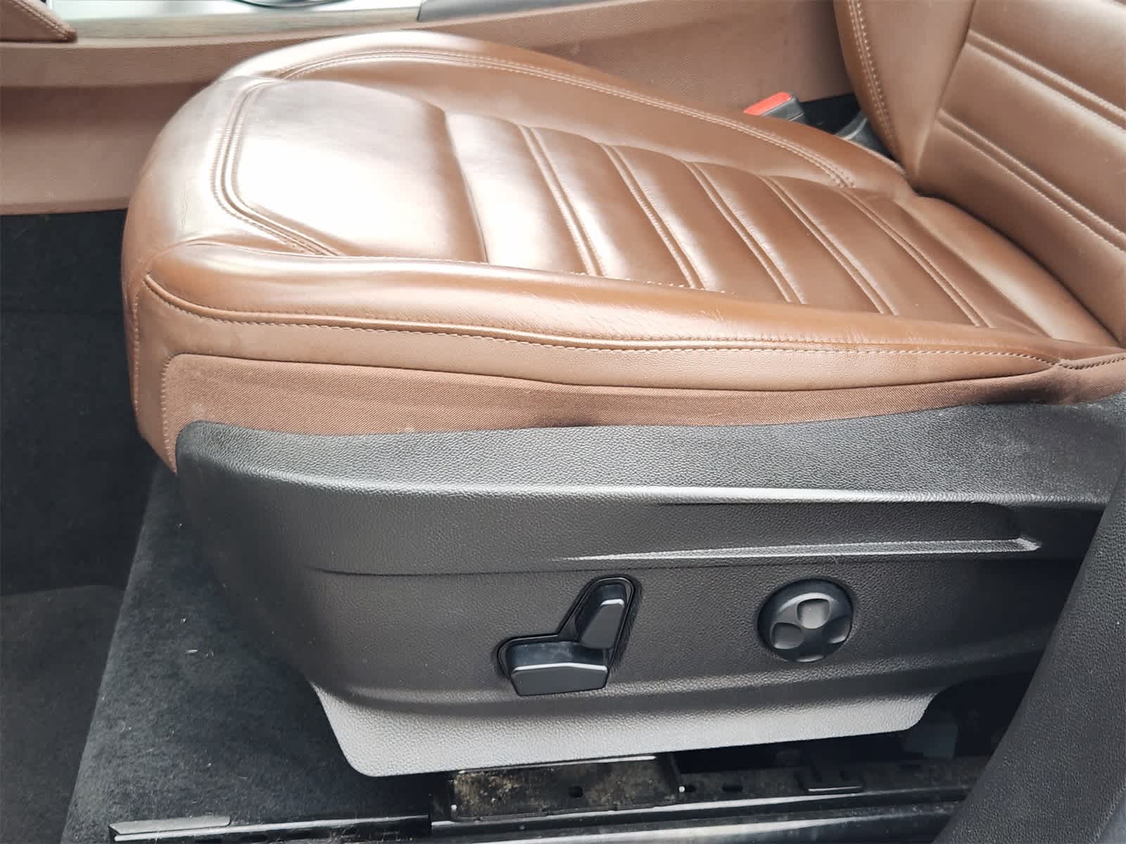 Thumbnail: 2019 Alfa Romeo Stelvio - 23