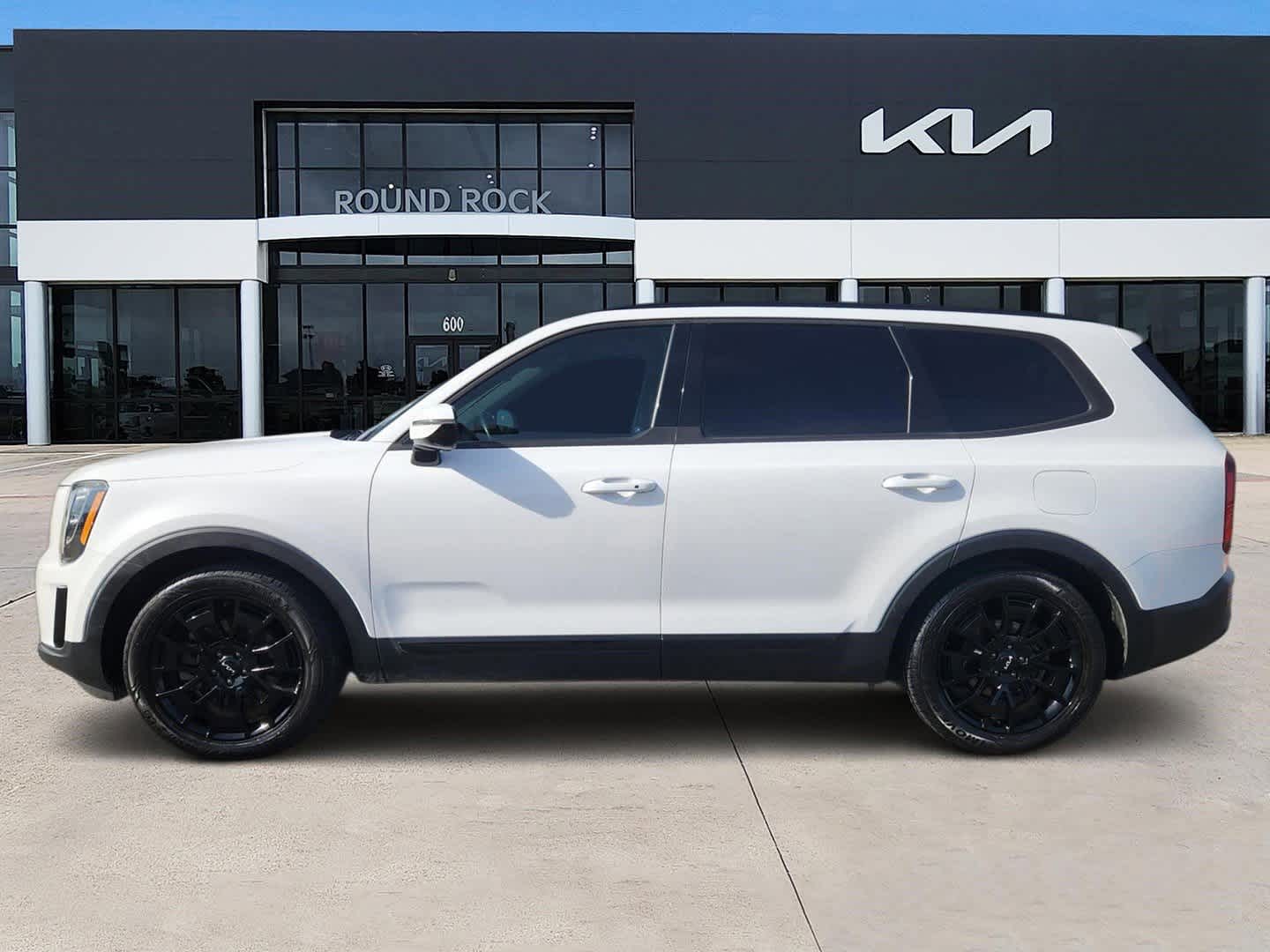 Thumbnail: 2022 Kia Telluride - 3