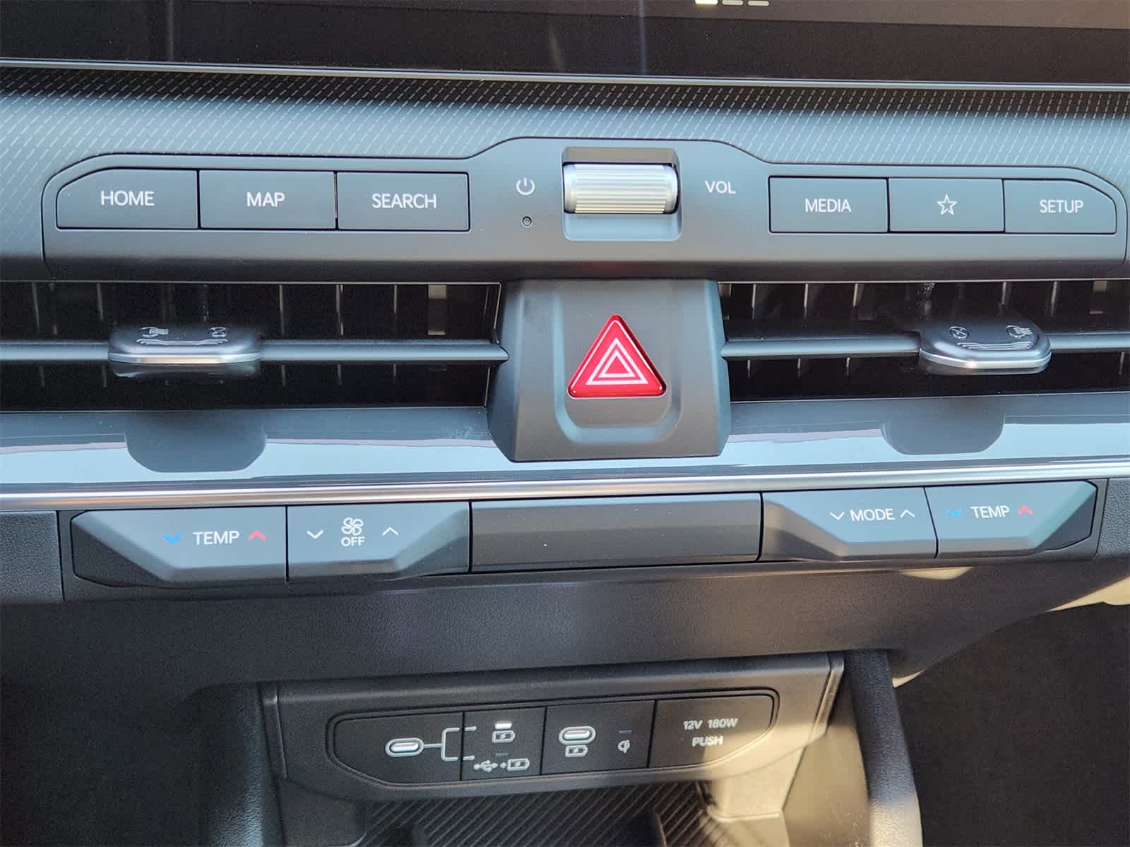 Thumbnail: 2025 Kia K4 - 17