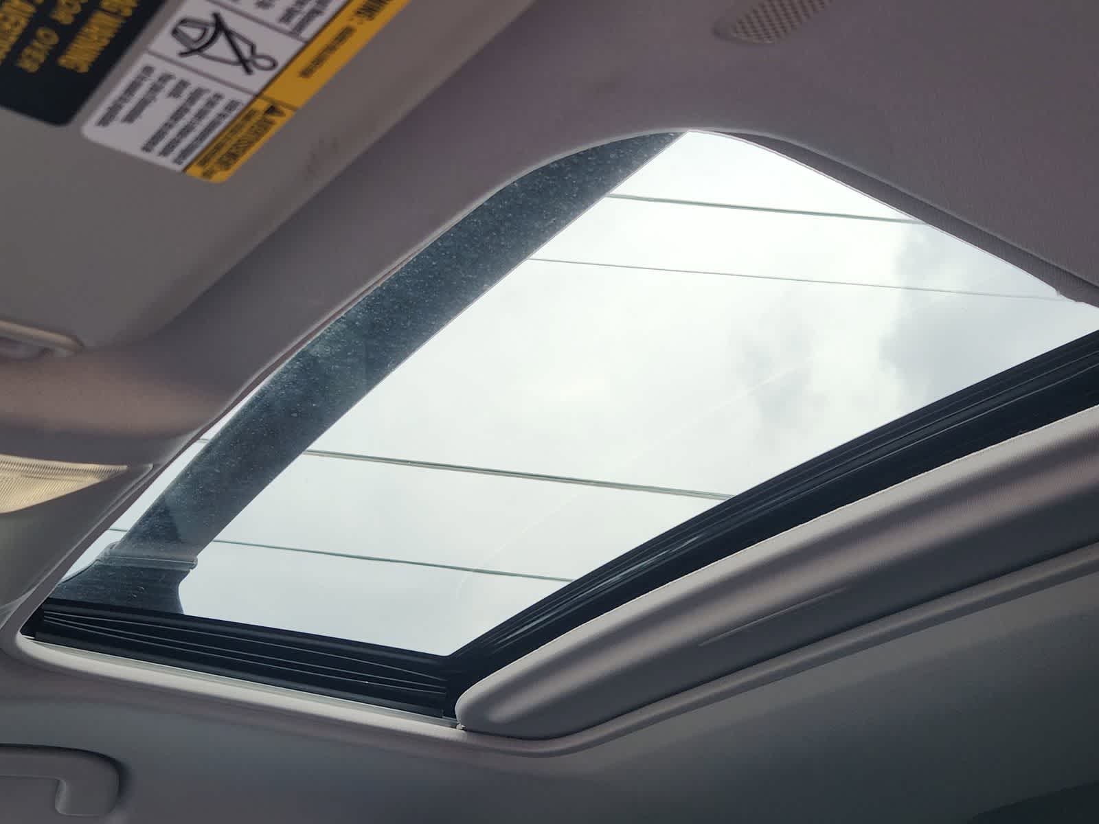 Thumbnail: 2025 Toyota RAV4 - 26