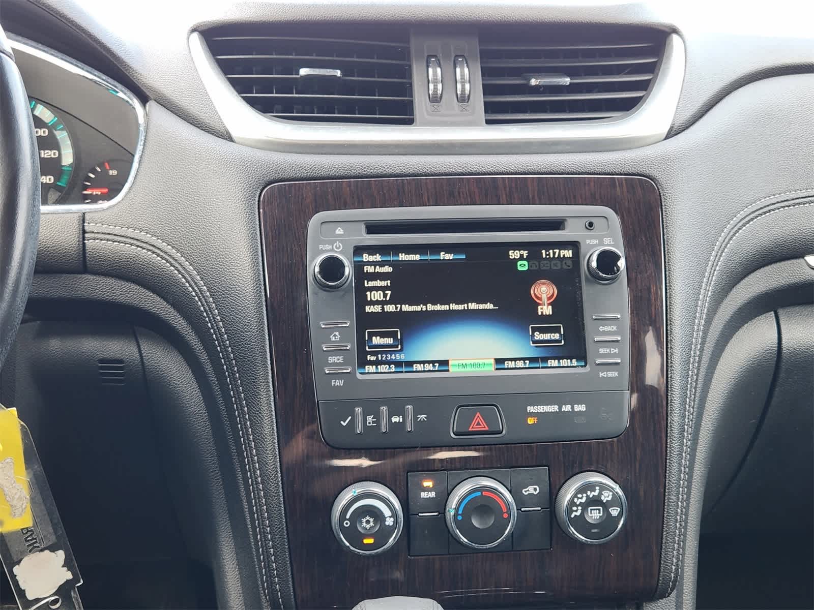 Thumbnail: 2017 Chevrolet Traverse - 16