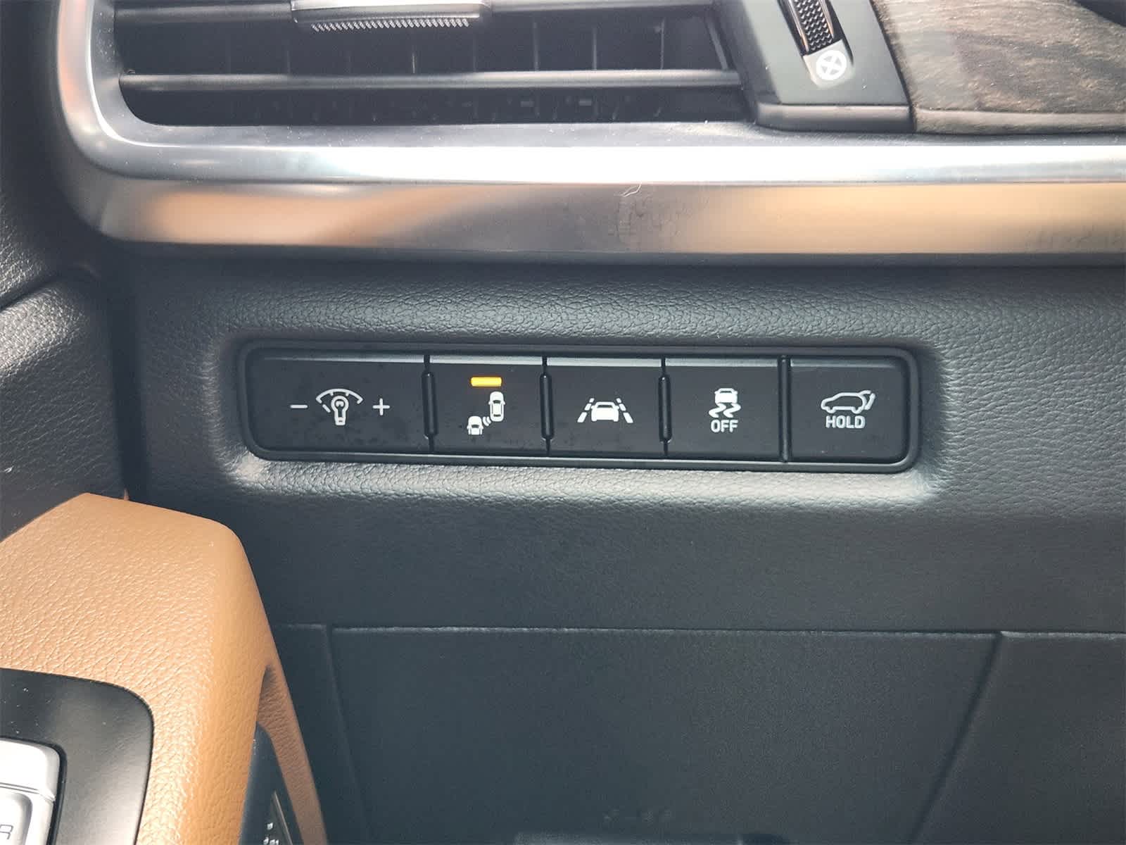 Thumbnail: 2022 Kia Telluride - 21