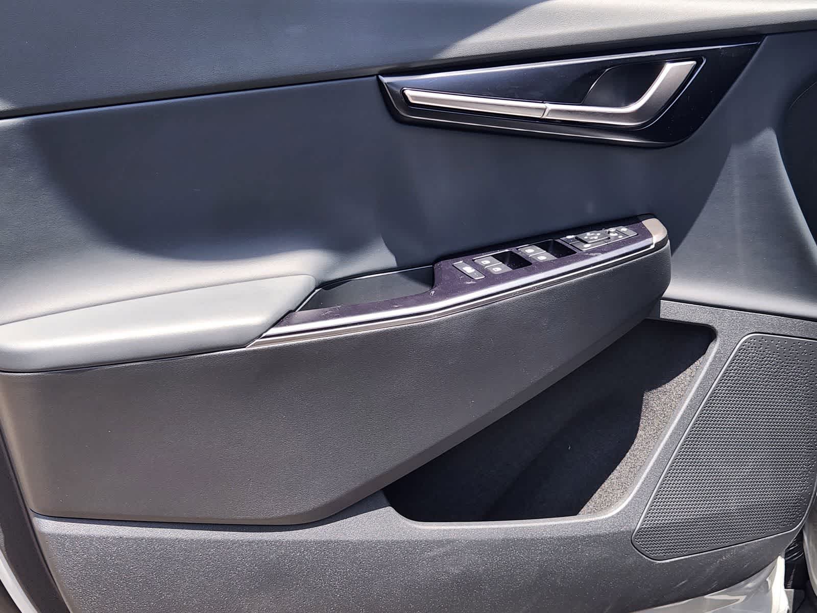 Thumbnail: 2025 Kia EV6 - 20