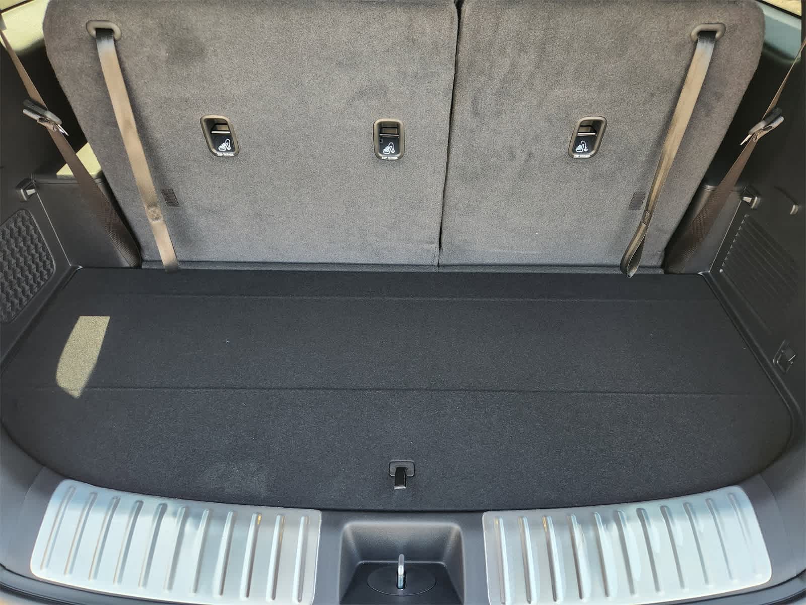 Thumbnail: 2027 Kia Telluride - 25