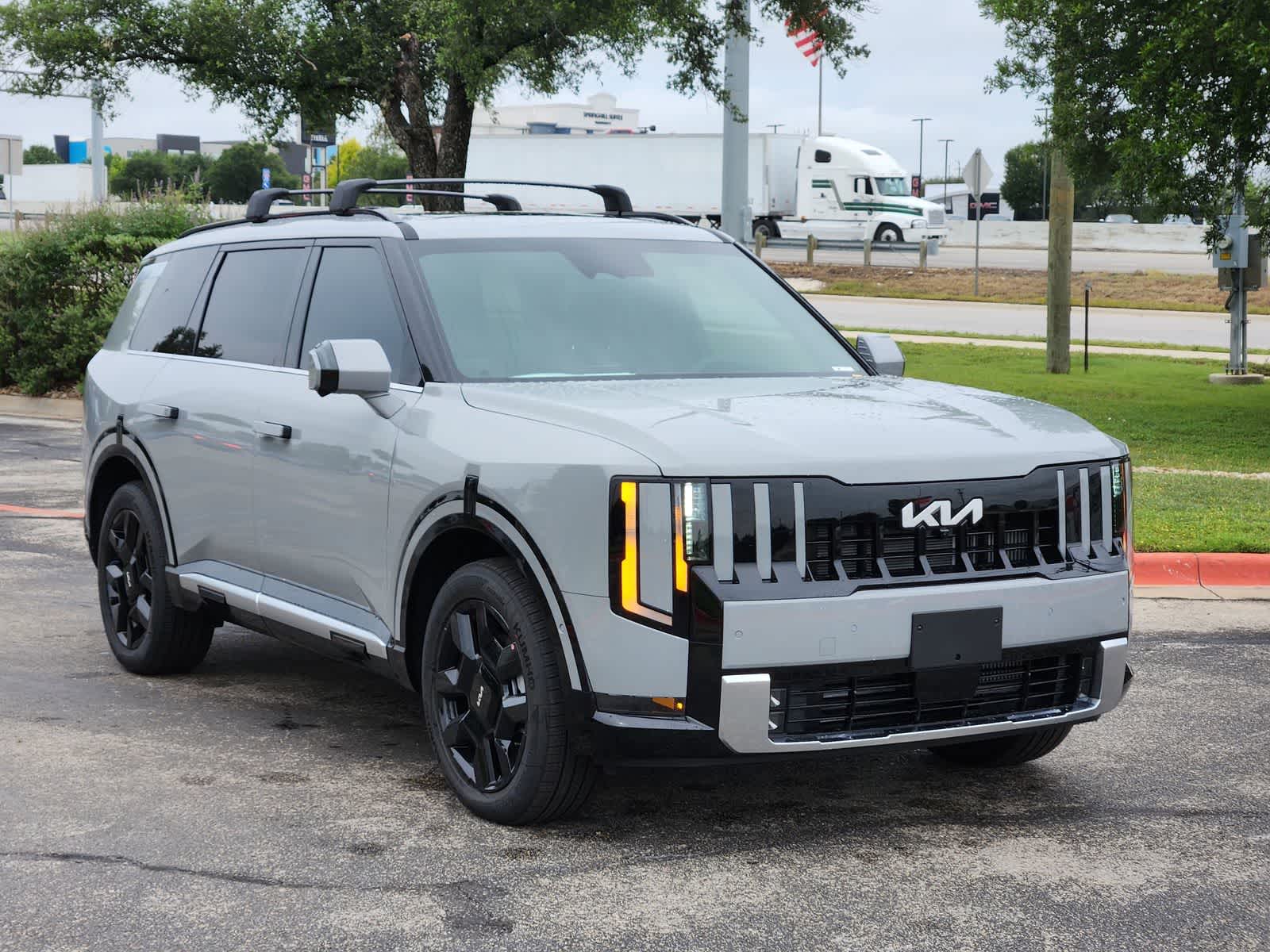 Thumbnail: 2027 Kia Telluride - 3