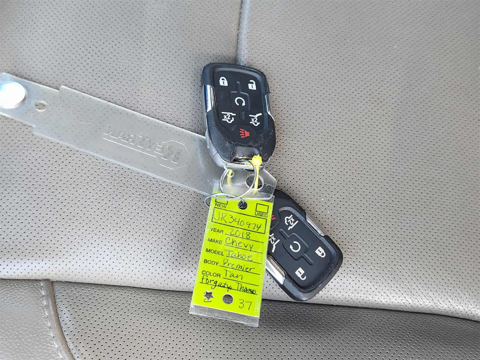 Thumbnail: 2018 Chevrolet Tahoe - 35