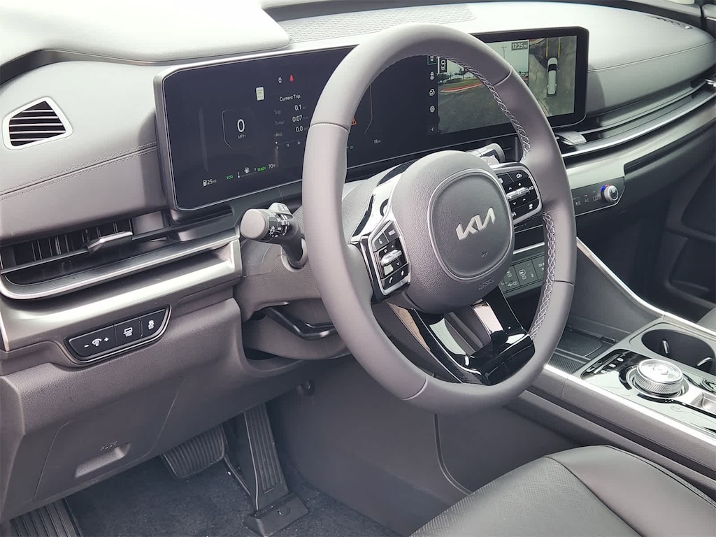 New 2026 Kia Carnival Hybrid SX Van Passenger Van