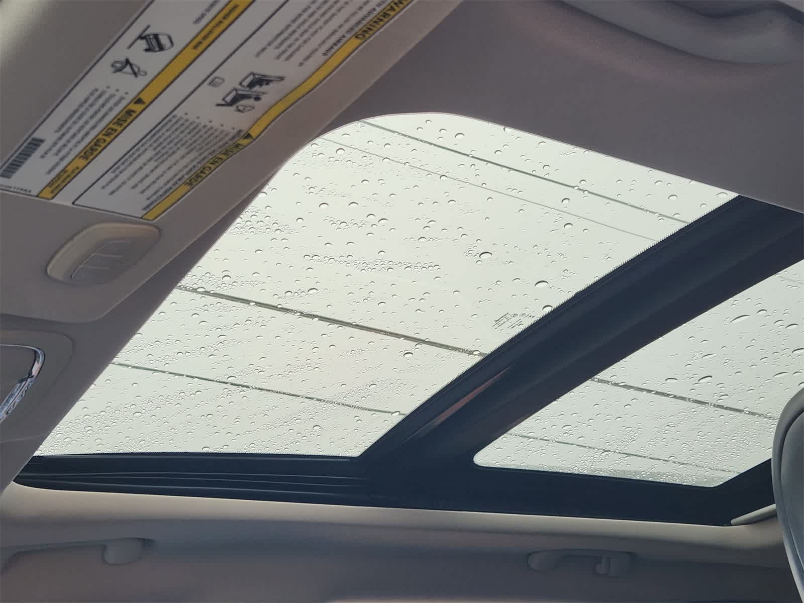 Thumbnail: 2016 Jeep Cherokee - 24